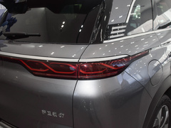 2024款 荣耀版 DM-i 100KM 豪华型