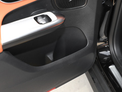 2024款 GLC 260 L 4MATIC 动感型 5座