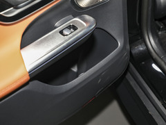 2024款 GLC 300 L 4MATIC 豪华型 5座