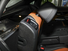 2024款 GLC 300 L 4MATIC 豪华型 5座