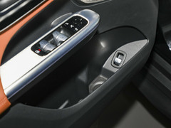 2024款 GLC 300 L 4MATIC 豪华型 5座