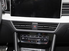 2024款 出众款 330TSI 自动两驱R-Line龙耀版