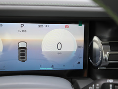 2024款 2.0T 刀锋英雄版 攀登者