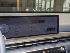 2024款 2.5T 四驱豪华版 5座