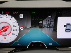 2024款 2.5T 四驱豪华版 5座