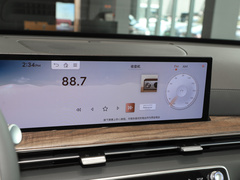 2024款 2.5T 四驱旗舰版 5座