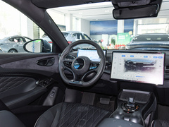 2024款 荣耀版 550km 尊贵型