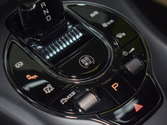 2024款 荣耀版 550km 尊贵型