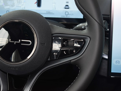 2024款 荣耀版 550km 尊贵型