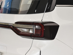 2025款 1.5T CVT领先版
