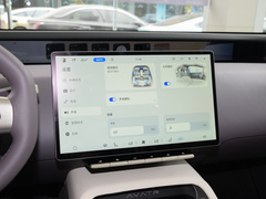 2024款 700 三激光后驱奢享版