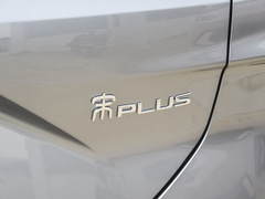 2024款 EV 520km领航荣耀版 