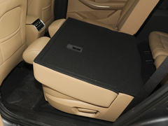 2024款 荣耀版 1.5L DE-i 100KM畅享型 7座