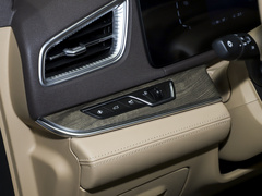 2024款 荣耀版 1.5L DE-i 100KM尊享型 7座