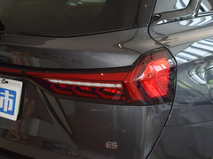 2024款 荣耀版 1.5L DE-i 100KM臻享型 5座