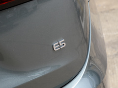 2024款 荣耀版 1.5L DE-i 100KM臻享型 7座
