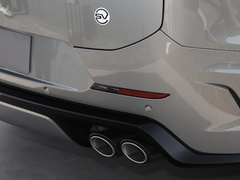 2024款 4.4 V8 SV Edition One 