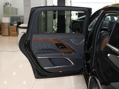 2024款 4.0T V8版