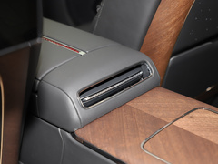 2024款 4.0T V8版