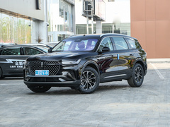2025款 2.0T 四驱尊享版