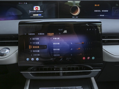 2025款 2.0T 四驱尊享版