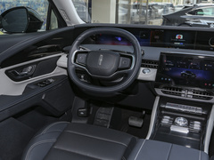 2025款 2.0T 四驱尊享版