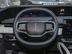 2025款 2.0T 四驱尊享版