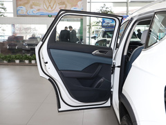 2024款 300TSI 两驱满月版