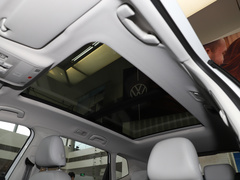 2024款 300TSI 两驱满月版