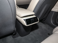 2024款 75kWh 行政版