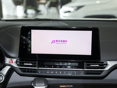 2024款 2.5L混动 尊贵PLUS四驱版