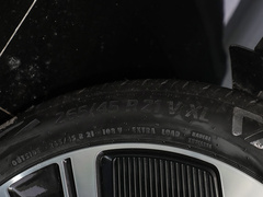 2024款 EV 荣耀版 635KM 四驱旗舰型