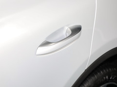 2024款 EV 荣耀版 635KM 四驱旗舰型