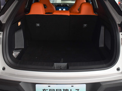 2024款 205 Plus