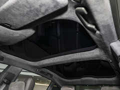 2024款 75kWh 行政签名版