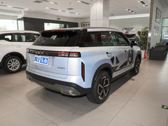 2024款 都市版 1.6T 兩驅(qū)豪華
