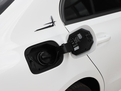2024款 改款三 C 260 L 运动版