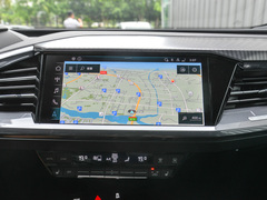 2024款 40 e-tron 冠军纪念版