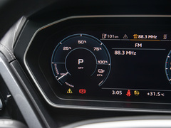 2024款 40 e-tron 冠军纪念版