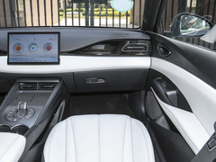 2024款 海豹06DM-i 80KM尊贵型
