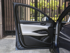 2024款 海豹06DM-i 80KM尊贵型