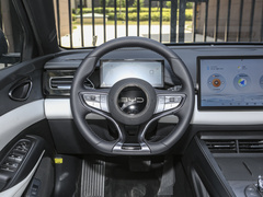 2024款 海豹06DM-i 80KM尊贵型