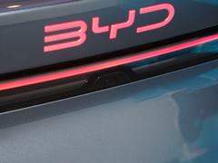 2024款 海豹06DM-i 120KM尊享型