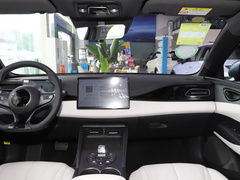 2024款 海豹06DM-i 120KM尊享型