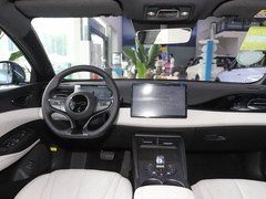 2024款 海豹06DM-i 120KM尊享型