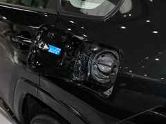 2024款 双擎 2.5L E-CVT四驱豪华PLUS版