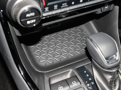 2024款 2.0L CVT四驱豪华PLUS版