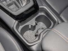 2024款 2.0L CVT四驱豪华PLUS版