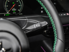 2025款 318 318km 后驱环游版
