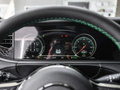 2025款 318 318km 后驱环游版